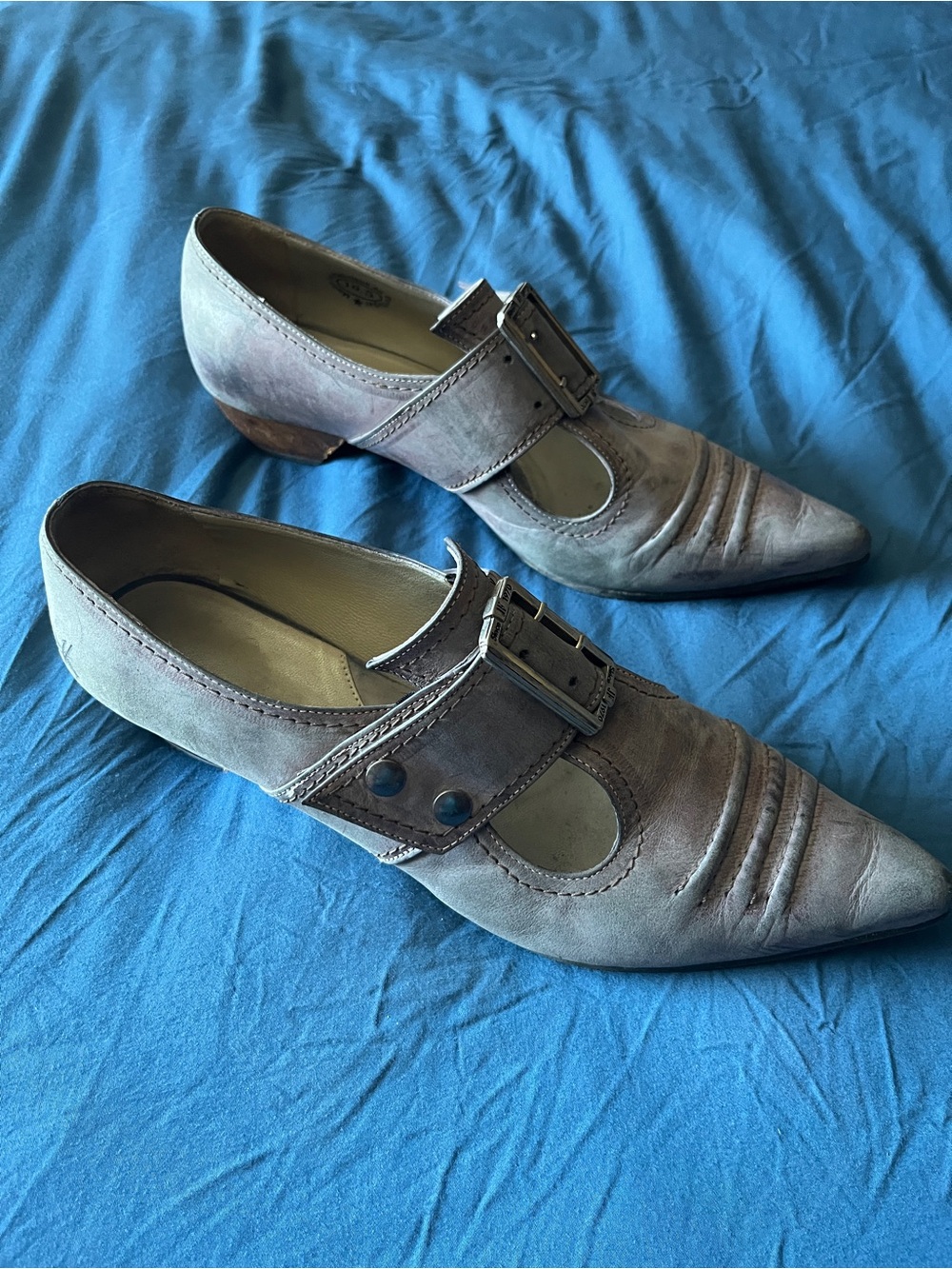 Lavender John Fluevog pilgrim -10.5